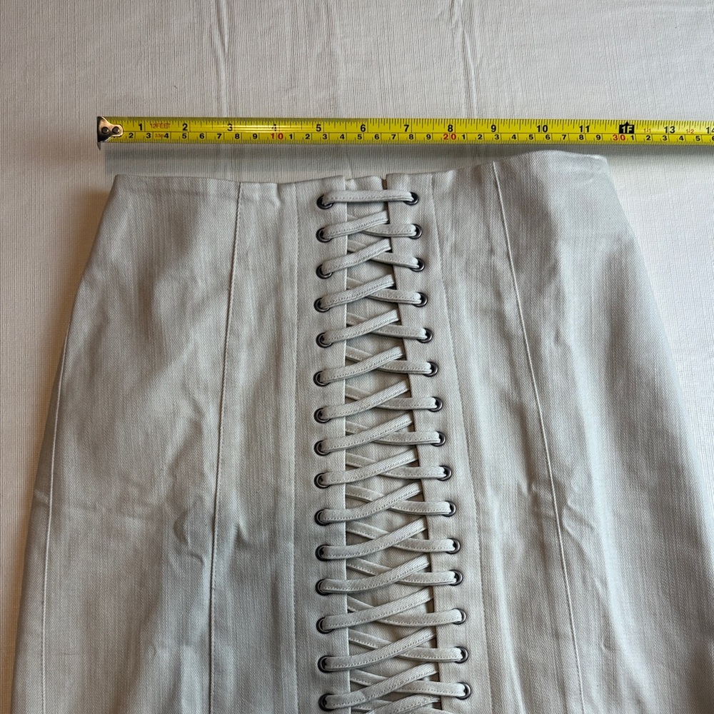 H&M Women's Khaki Light Beige Lace Front Back Zip Mini Skirt Size 0 NWT - Picture 7 of 11